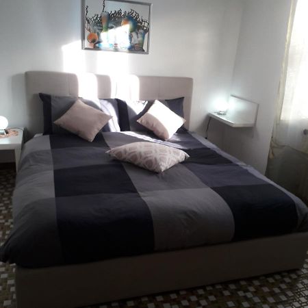 Casa Teresina - Corenno Plinio Lago Di Como Apartment Dervio Luaran gambar