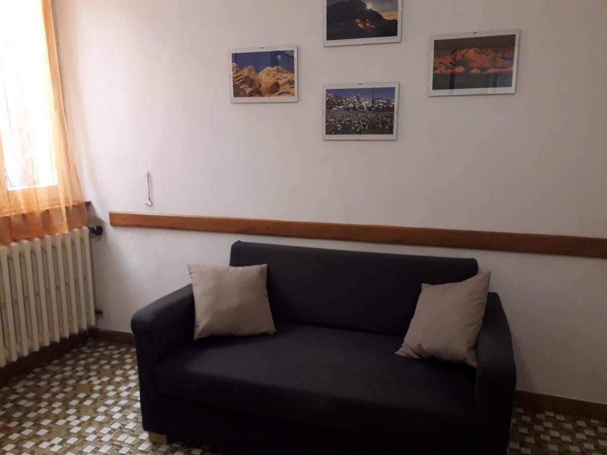Casa Teresina - Corenno Plinio Lago Di Como Apartment Dervio Luaran gambar