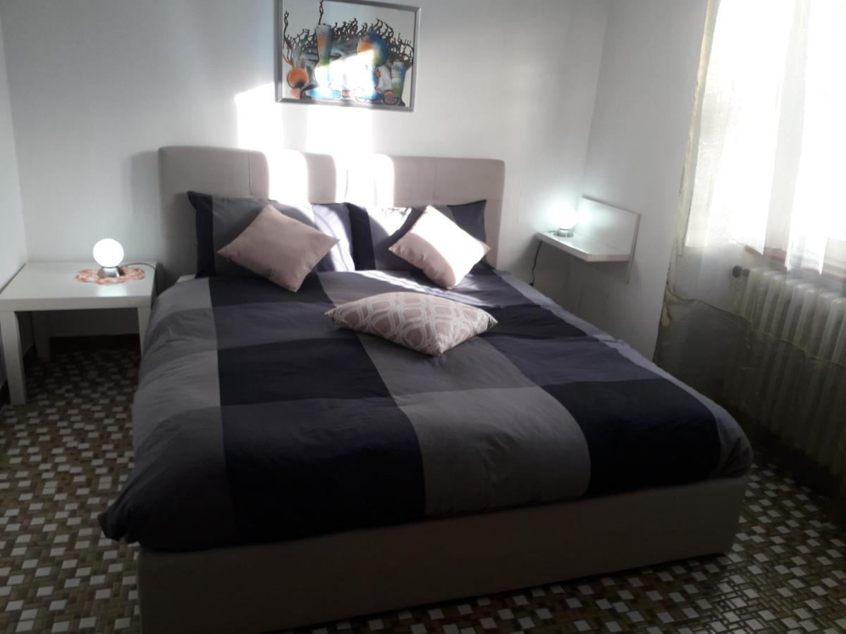 Casa Teresina - Corenno Plinio Lago Di Como Apartment Dervio Luaran gambar